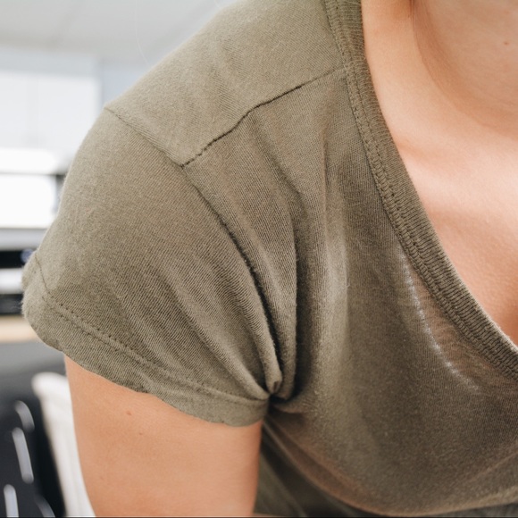 Brandy Melville | One Size | Olive Crop Top - Picture 4 of 8